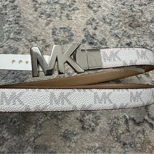 Michael Kors White and Silver Reverable Belt